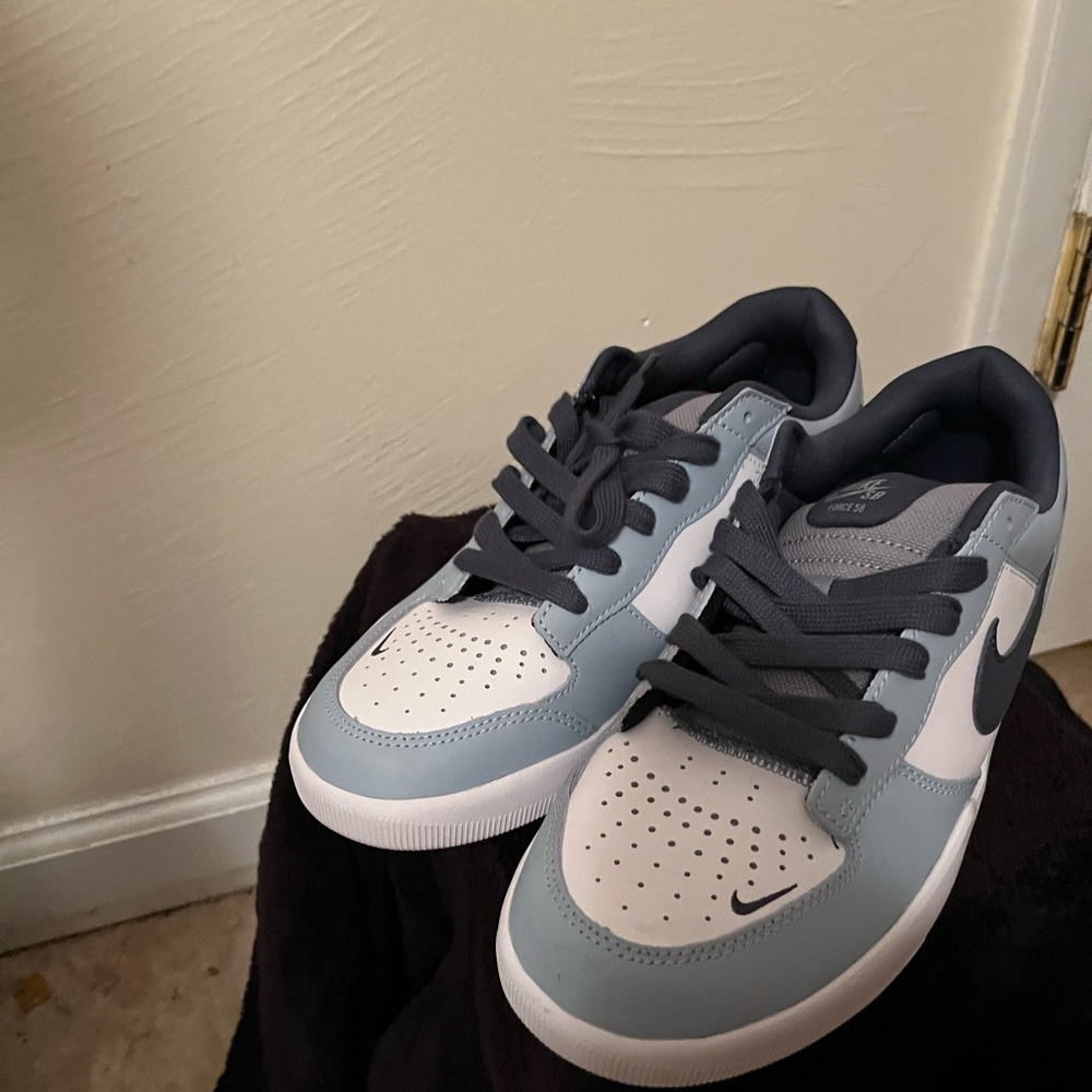 Nike shoes